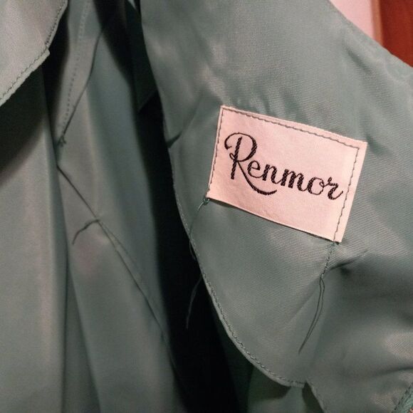 Vintage Green Lace with Daisys Dress - Picture 6 of 11